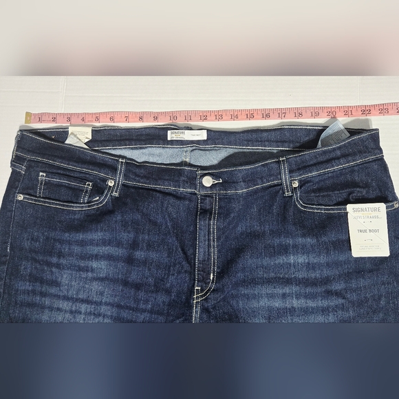 Levi Strauss Signature Gold Women's True Boot Jean Mid-Rise Stretch Denim 26 W38 - Picture 11 of 13